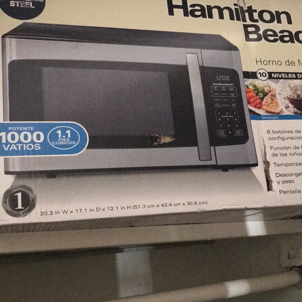 In house cooking grill a microwave & a rose gold⌚️